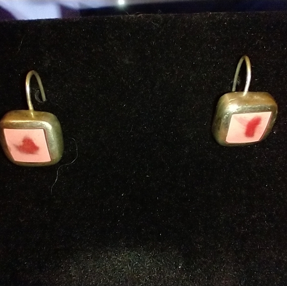 Earnings - Picture 3 of 7